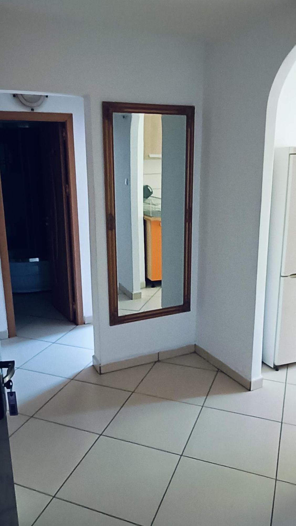 Appartamento Dana Piteşti Esterno foto