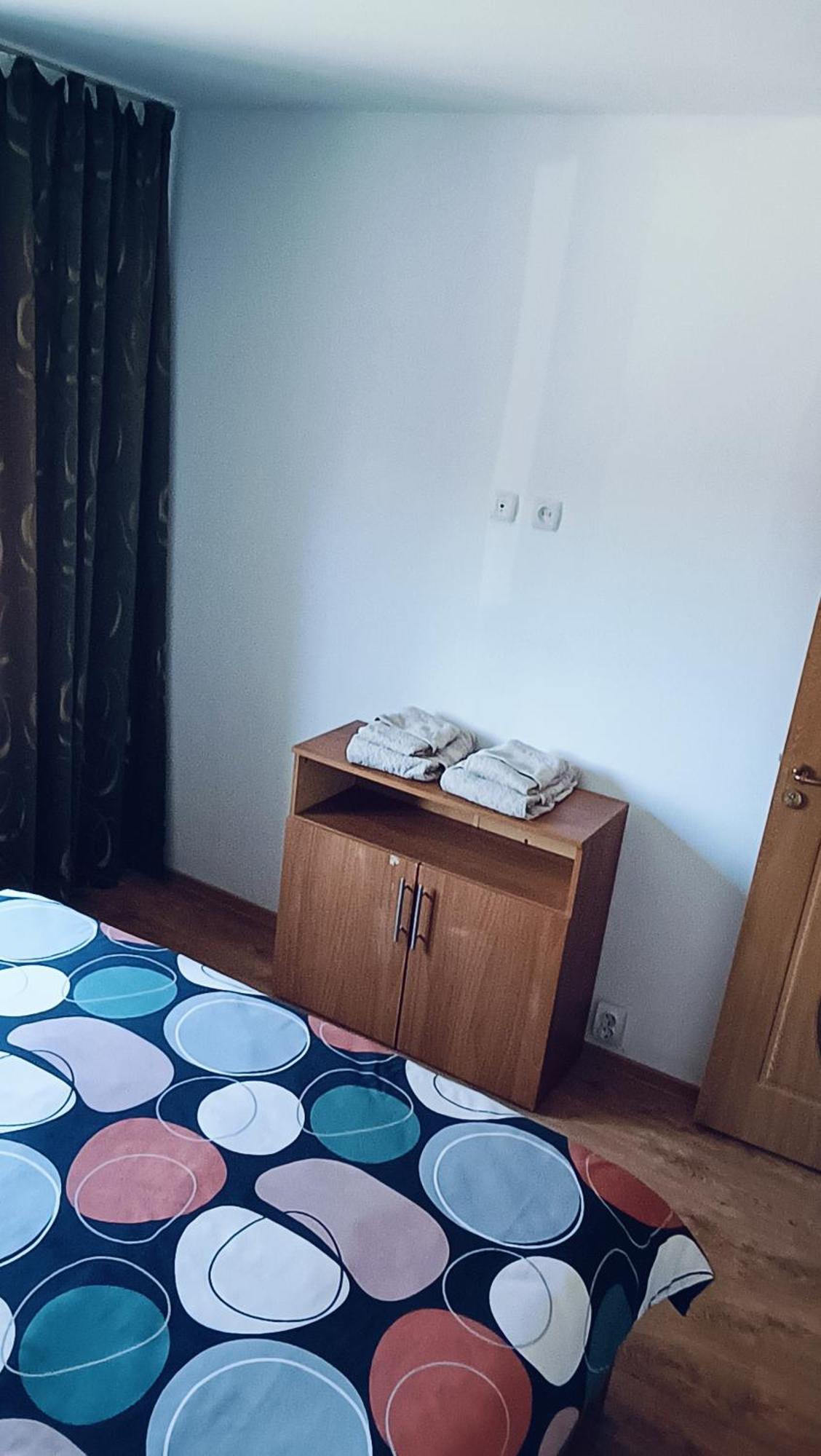 Appartamento Dana Piteşti Esterno foto